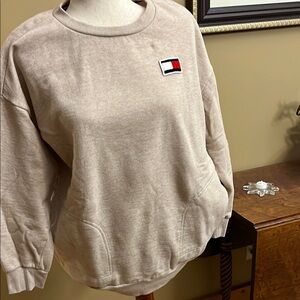 Tommy Hilfiger Oversized Beige Sweatshirt